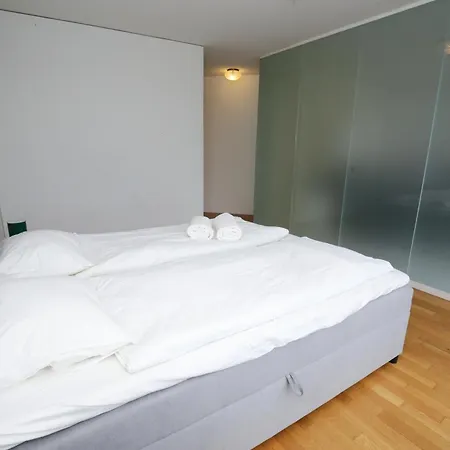 Penthouse With Jacuzzi, Sauna And Rooftop Appartamento