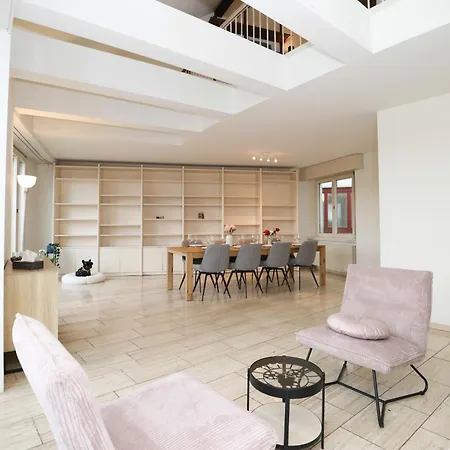 Penthouse With Jacuzzi, Sauna And Rooftop Appartamento *