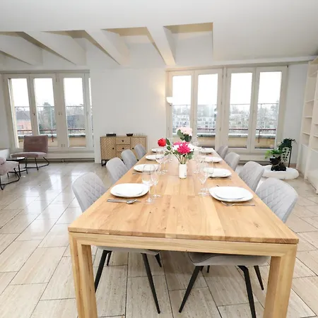 Penthouse With Jacuzzi, Sauna And Rooftop Appartamento *
