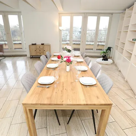 Penthouse With Jacuzzi, Sauna And Rooftop Appartamento Zurigo