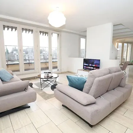 Penthouse With Jacuzzi, Sauna And Rooftop *