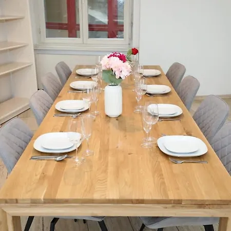 Penthouse With Jacuzzi, Sauna And Rooftop Apartment Zürich